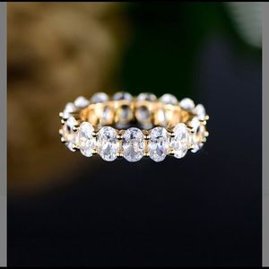 🔥 SALE! NWTIP Barzel Sterling Oval Swarovski Ring